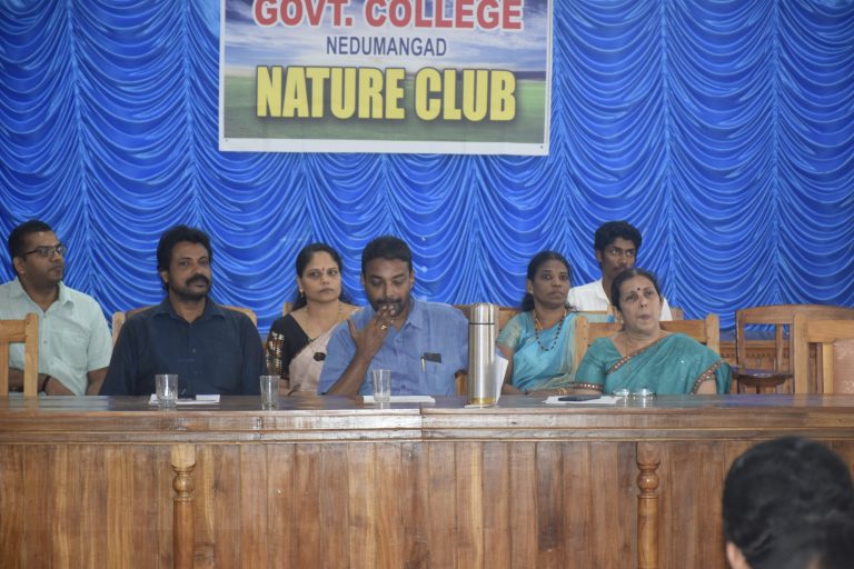 Nature club essay in hindi image